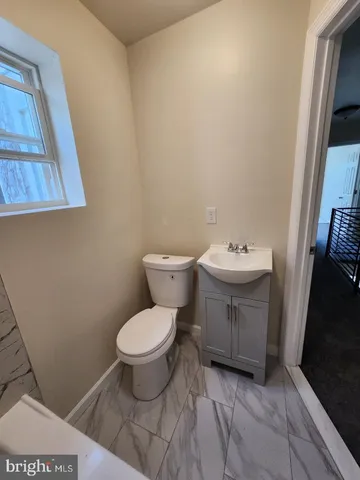 a view of walk in closet