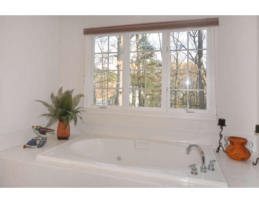 44 Little Pond Road Northborough, MA 01532 - Photo 16 of 21 Gallery Image 16