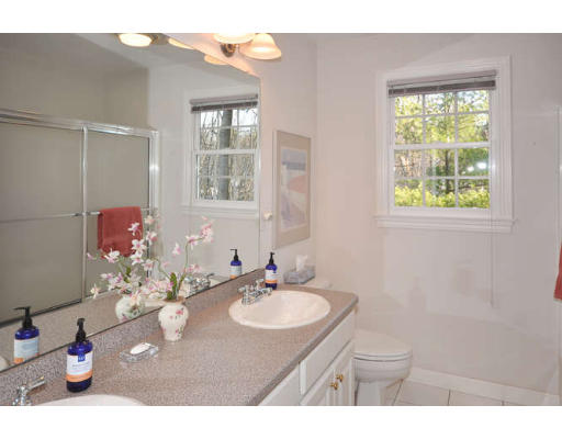 44 Little Pond Road Northborough, MA 01532 - Photo 19 of 21 Gallery Image 19