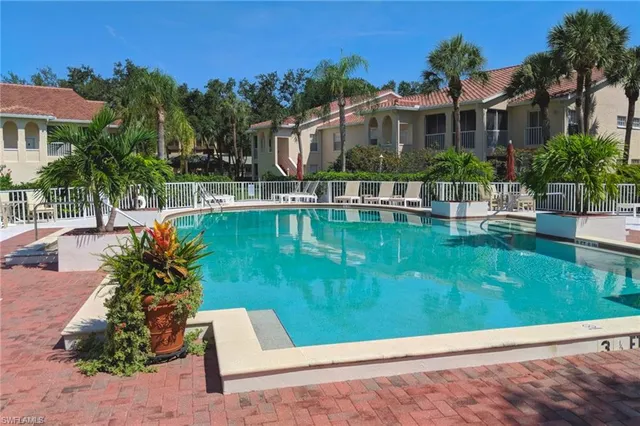 $325,000 | 103 Tuscana Court, Unit 1103, Naples, FL 34119