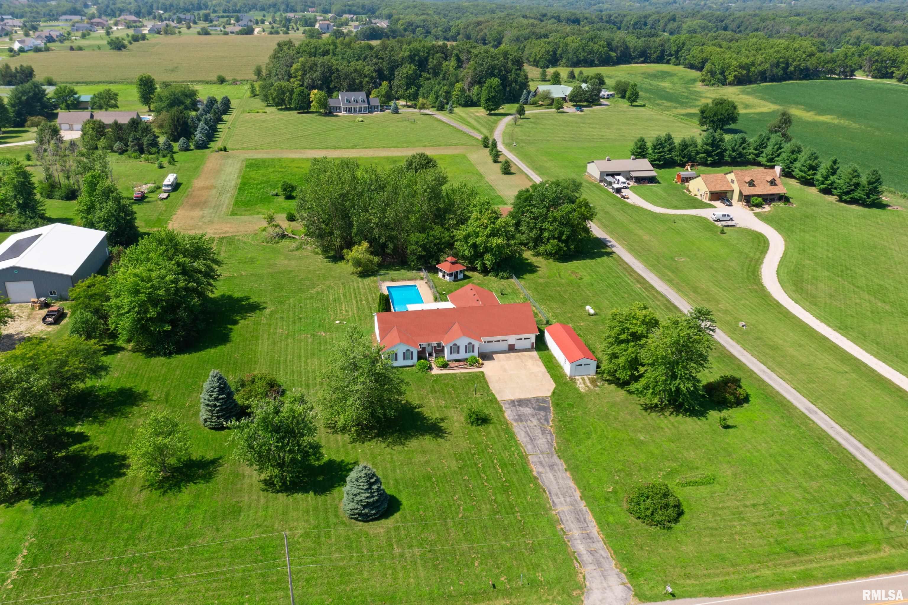 1131 North Nofsinger Road Metamora, IL 61548 - Photo 27 of 29 Gallery Image 27