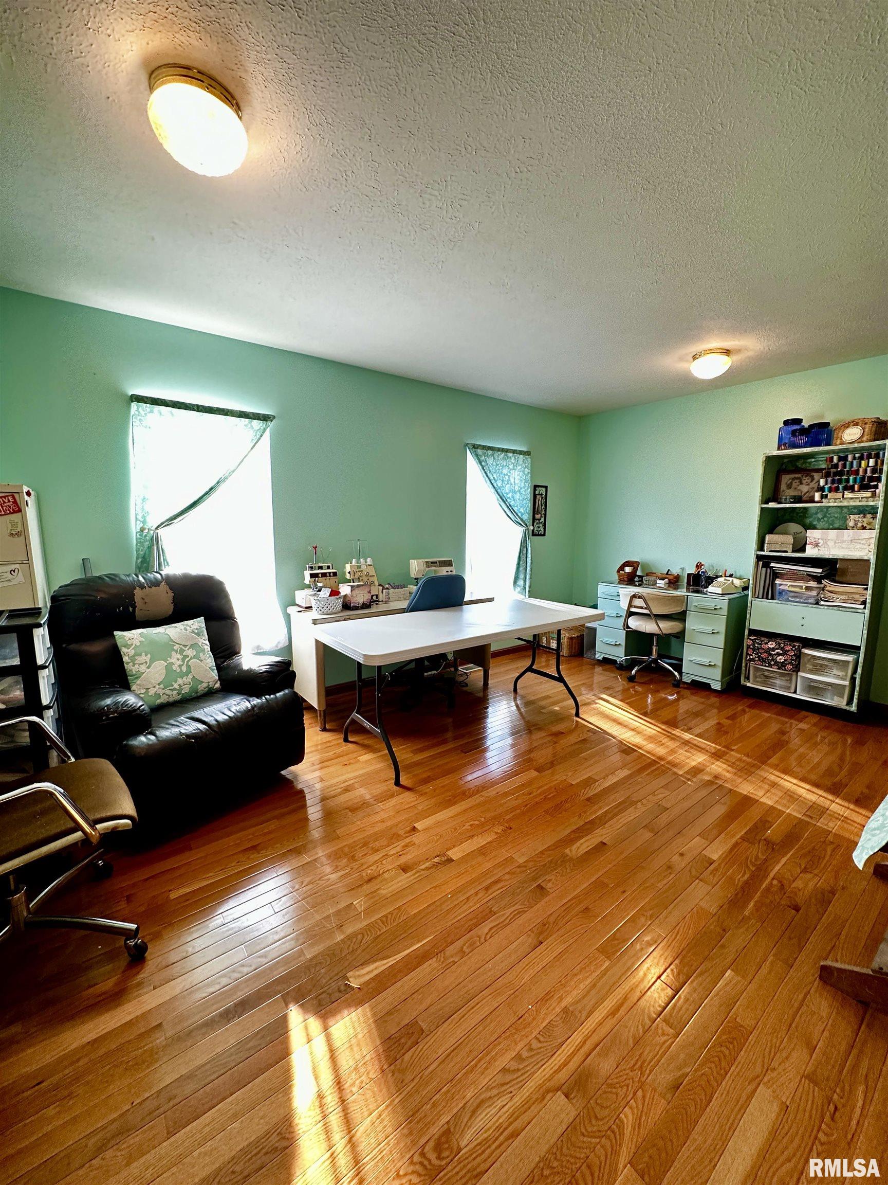 1131 North Nofsinger Road Metamora, IL 61548 - Photo 10 of 29 Gallery Image 10