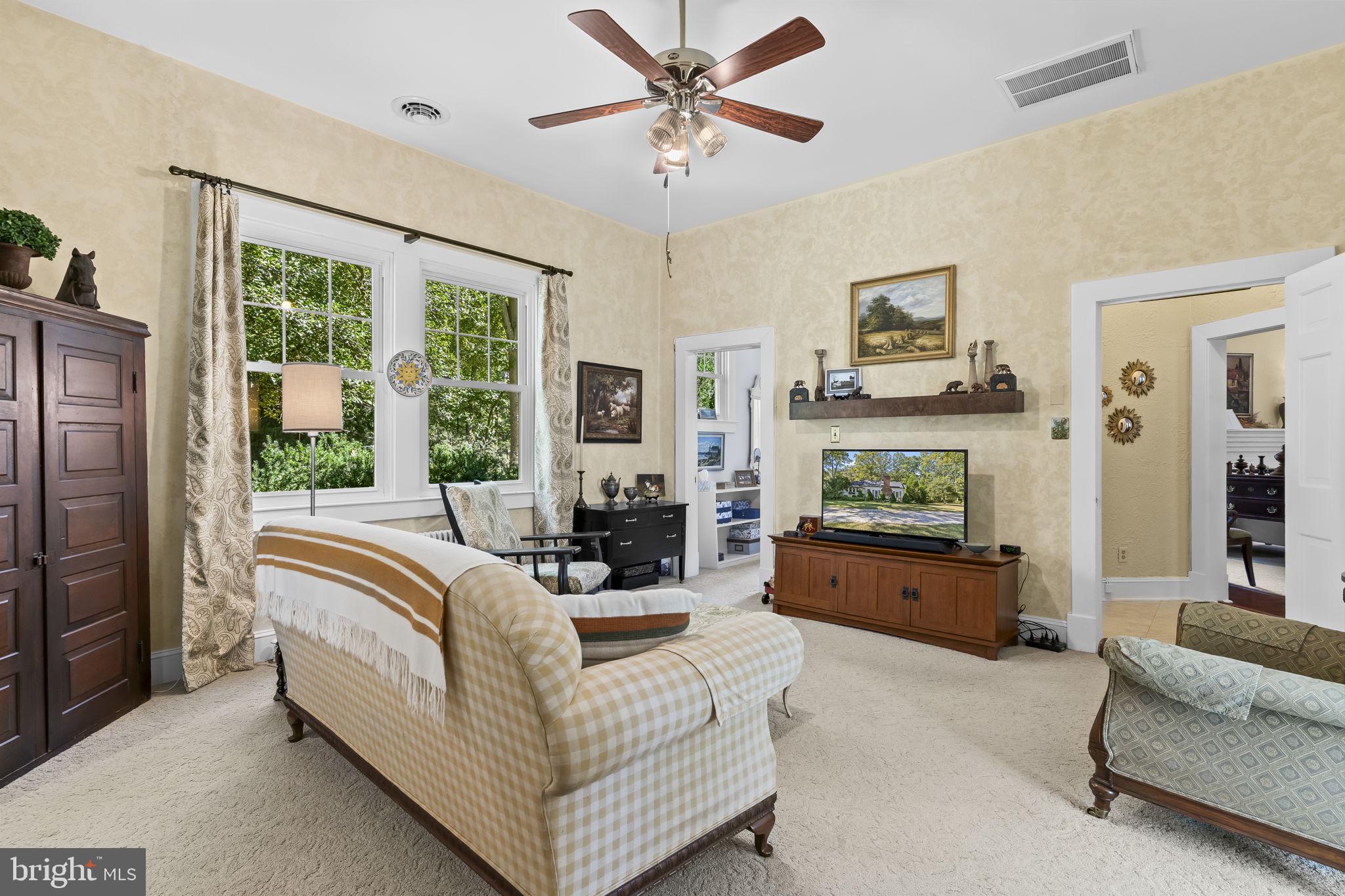 8150 Fairground Road La Plata, MD 20646 - Photo 38 of 100 a living room with furniture and a large window