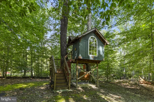 $975,000 | 8150 Fairground Road, La Plata, MD 20646