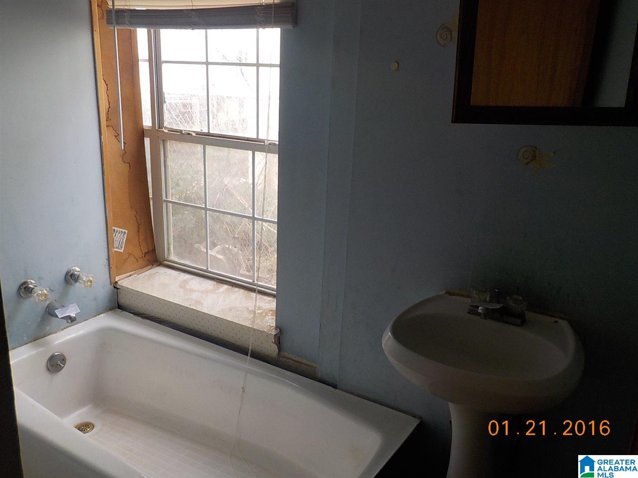 1328 18th Street Southwest Birmingham, AL 35211 - Photo 18 of 28