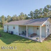10381 Old Sidney Road Pass Christian, MS 39571 - Photo 15 of 27 download (15)