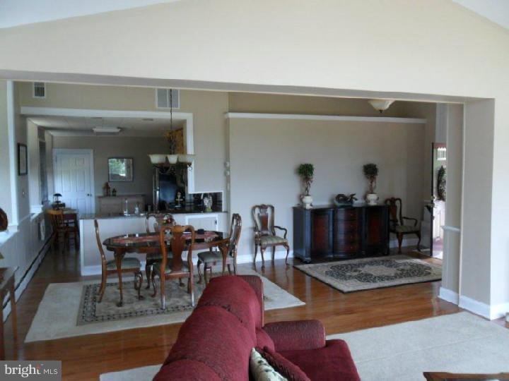 32 Morgantown Road Honey Brook, PA 19344 - Photo 7 of 25 Gallery Image 7