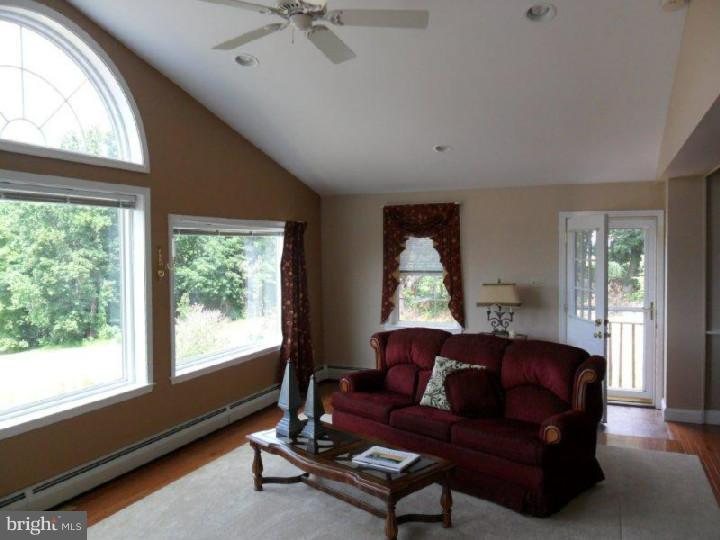 32 Morgantown Road Honey Brook, PA 19344 - Photo 9 of 25 Gallery Image 9