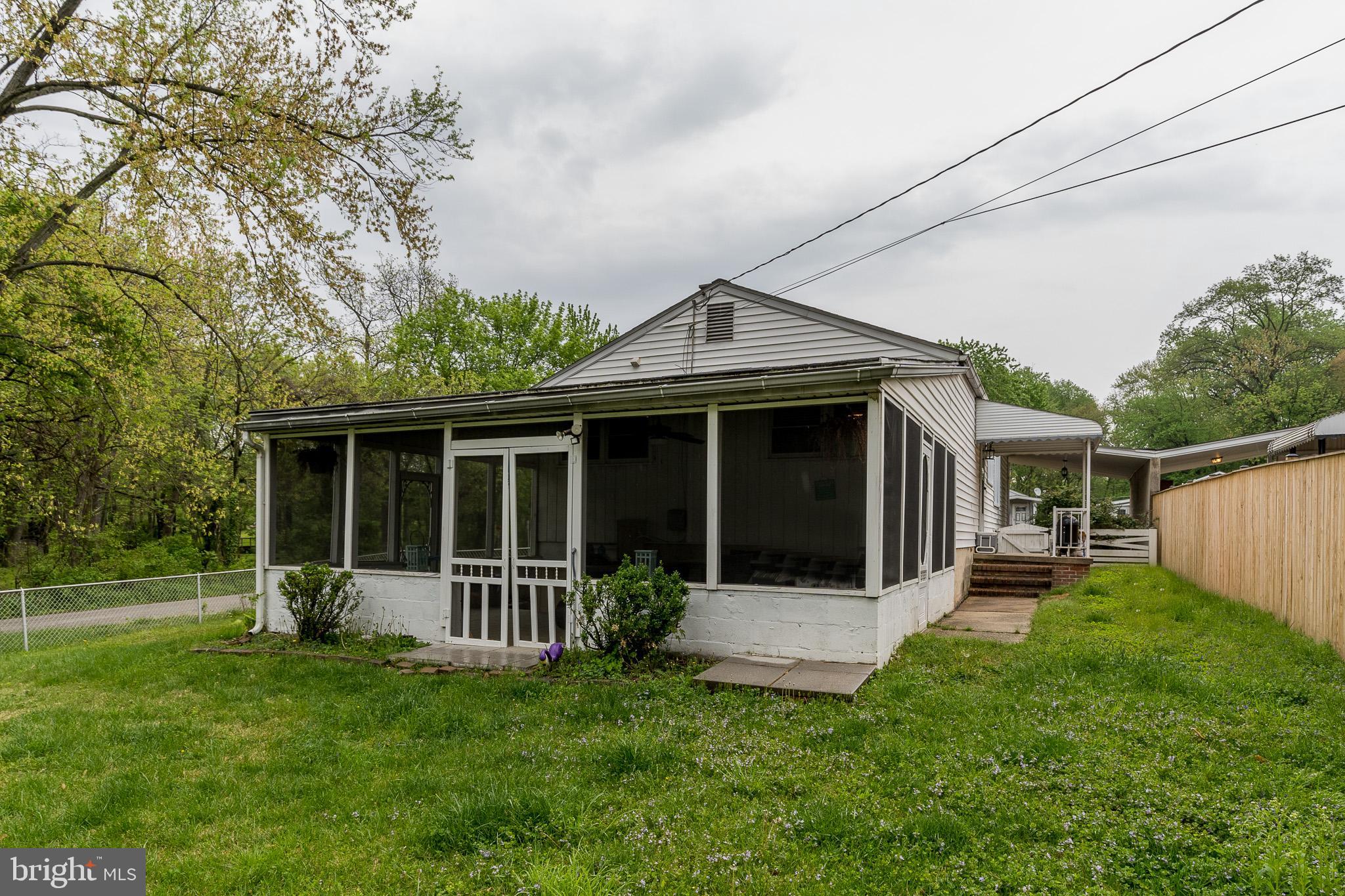 5200 Larlin Road Baltimore, MD 21227 - Photo 24 of 24 Exterior Back