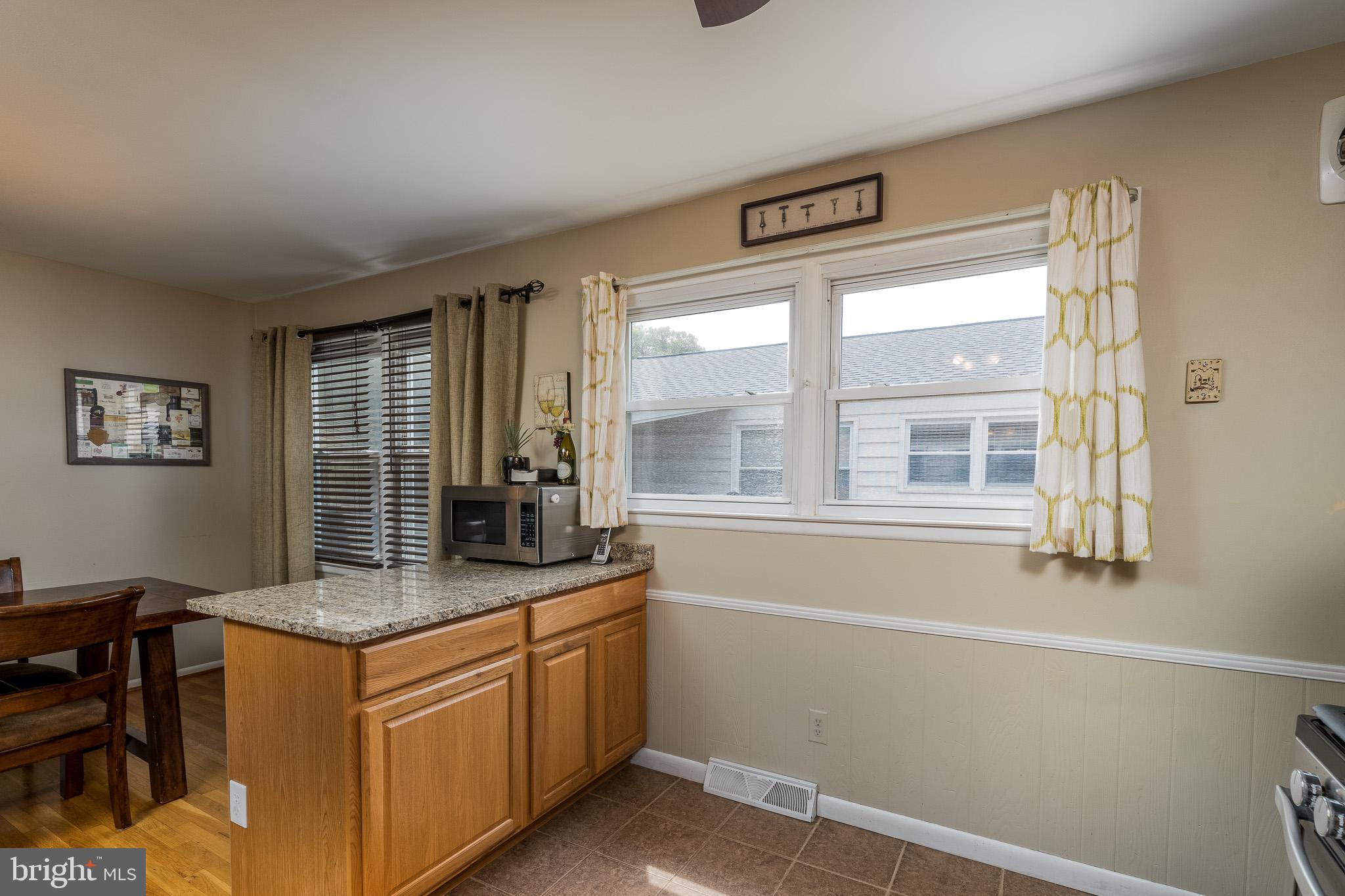 5200 Larlin Road Baltimore, MD 21227 - Photo 8 of 24 Kitchen to Dining Area