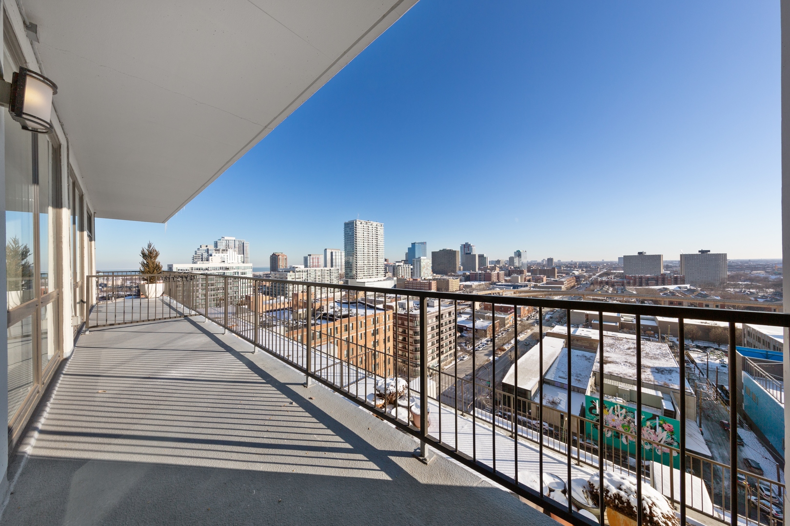 1530 South State Street, Unit 14L Chicago, IL 60605 - Photo 19 of 23