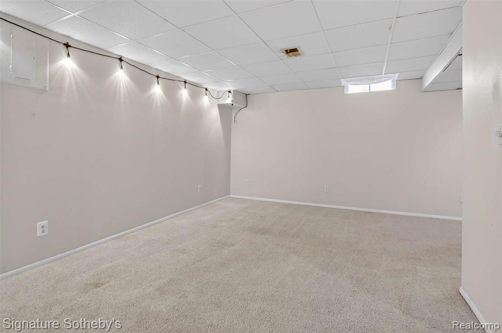 22050 Edgewater, Unit 371 Novi, MI 48375 - Photo 27 of 51