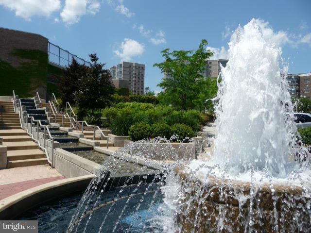 19355 Cypress Ridge Terrace, Unit 1003 Leesburg, VA 20176 - Photo 15 of 29 BEAUTIFUL COMMUNITY