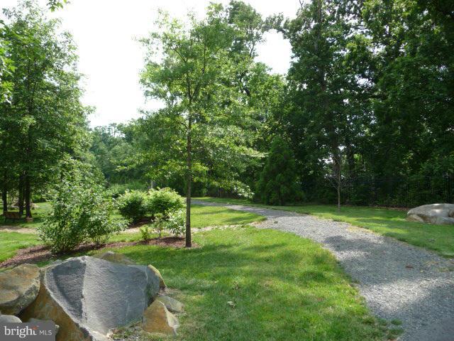 19355 Cypress Ridge Terrace, Unit 1003 Leesburg, VA 20176 - Photo 29 of 29 WALKING PATHS, HIKING CLUB