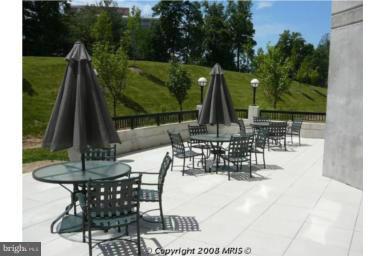 19355 Cypress Ridge Terrace, Unit 1003 Leesburg, VA 20176 - Photo 9 of 29 RIVERVIEW BACK PATIO