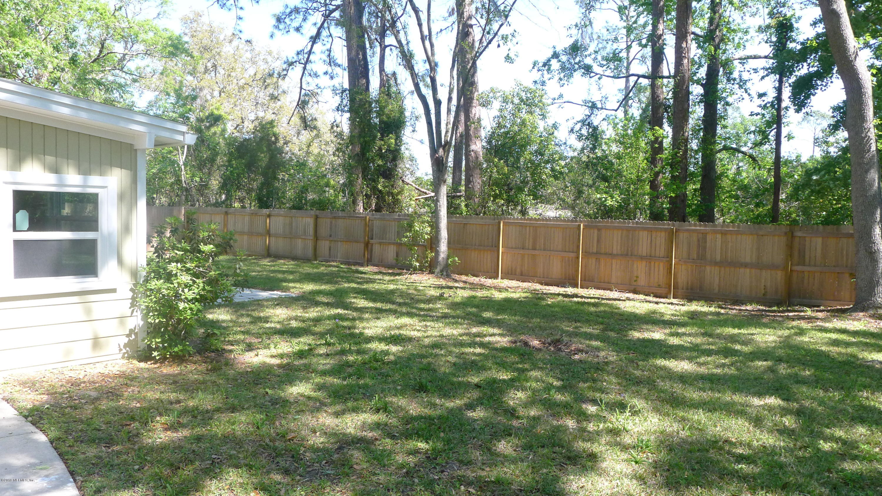 11743 St Josephs Road Jacksonville, FL 32223 - Photo 20 of 23 large back yard