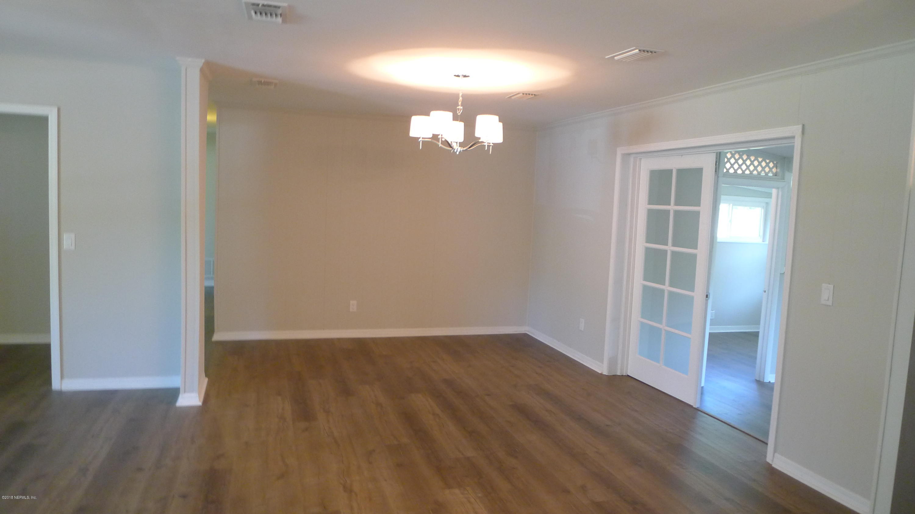 11743 St Josephs Road Jacksonville, FL 32223 - Photo 8 of 23 dining area