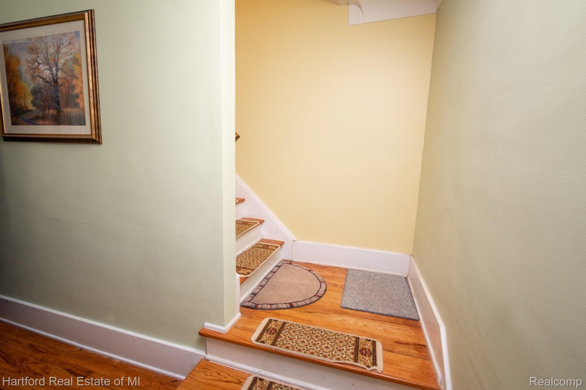 8351 Harding Street Center Line, MI 48015 - Photo 13 of 23 DSC_2036.jpg