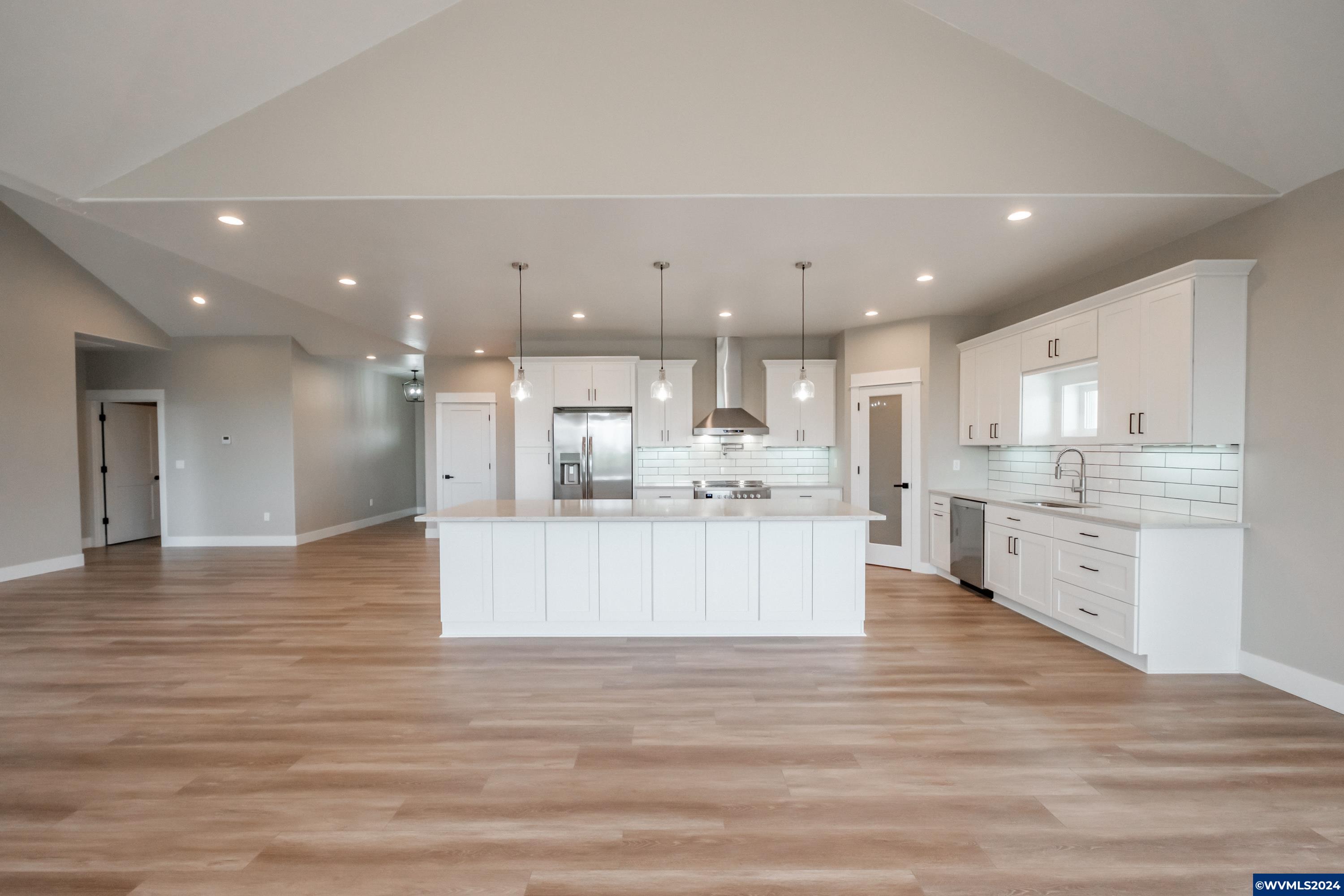 36743 Bourbon Ridge Lane Lebanon, OR 97355 - Photo 12 of 47 Gallery Image 12