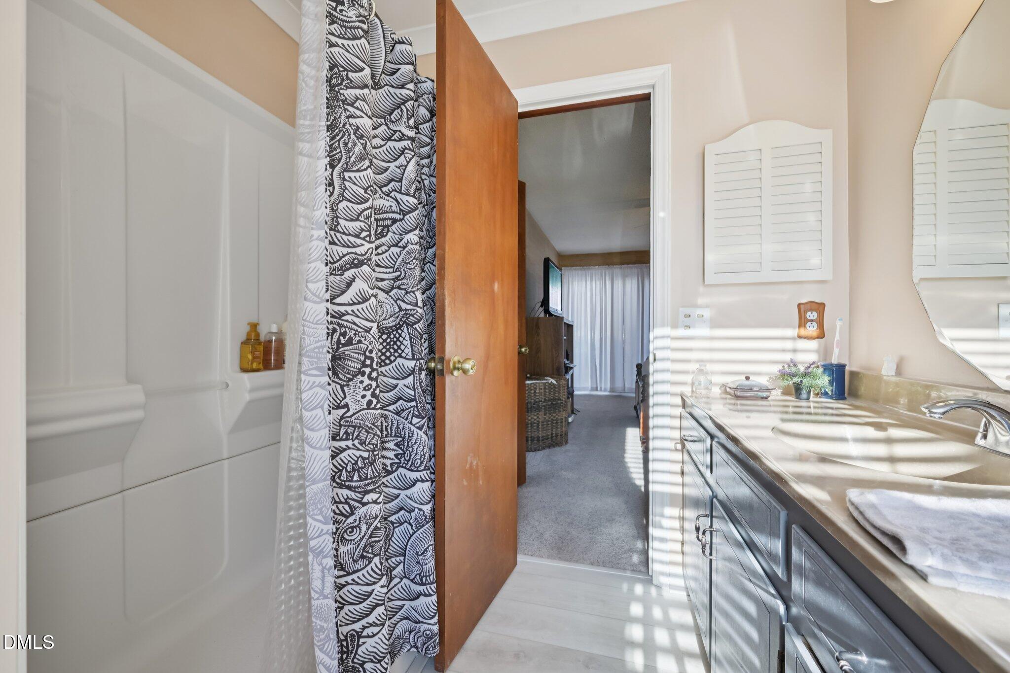 7209 Pinewood Lane Raleigh, NC 27616 - Photo 29 of 56 27-web-or-mls-Pinewood Ln-S0412-027