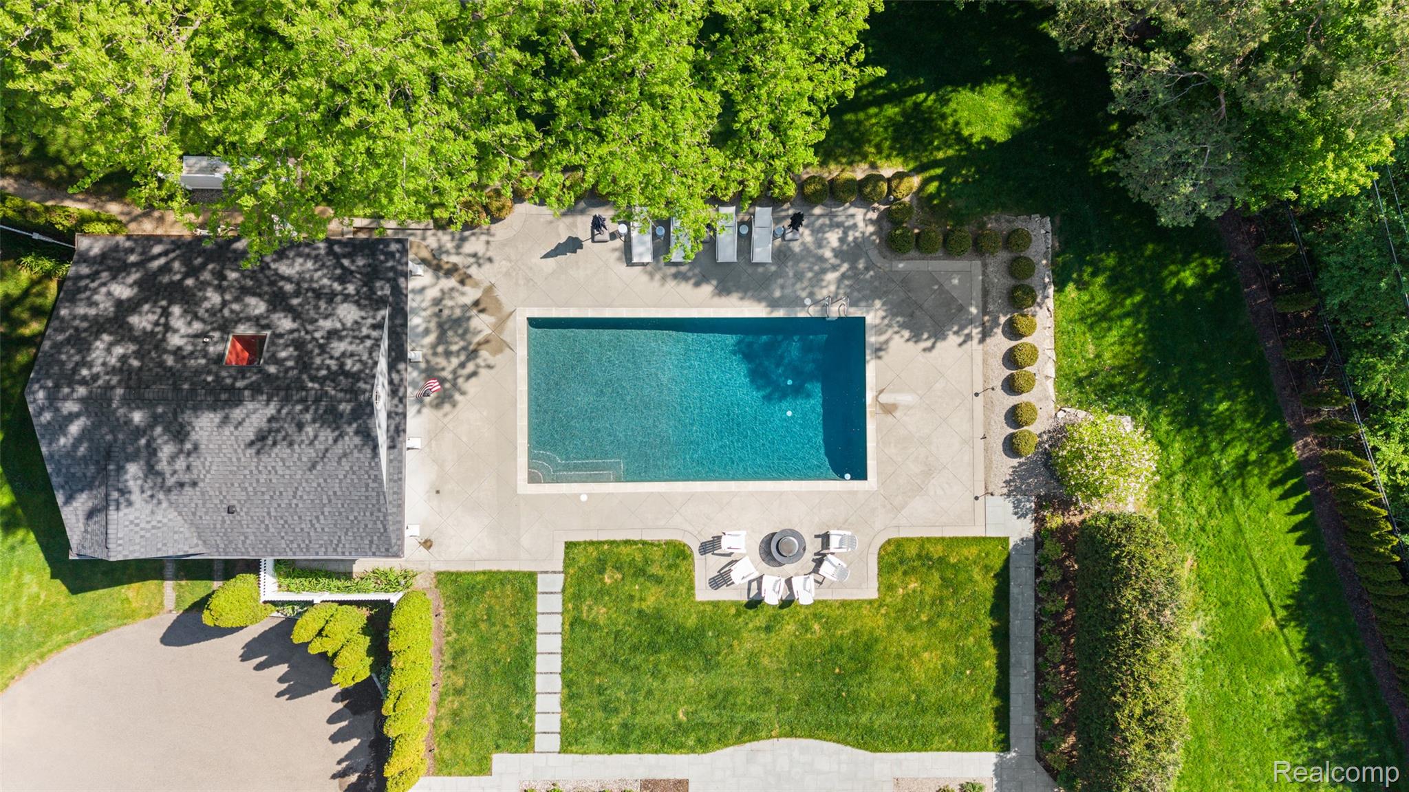 232 Guilford Road Bloomfield Hills, MI 48304 - Photo 44 of 47 232 Guilford-33.jpg