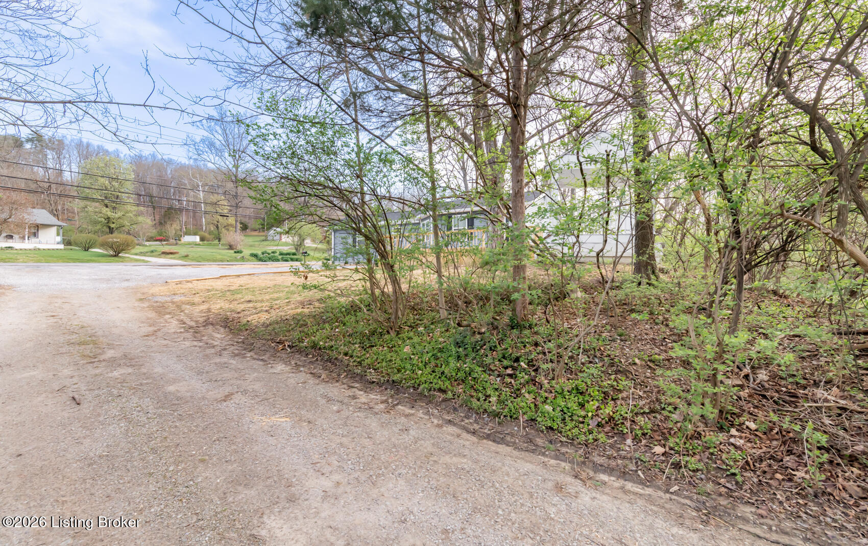 9303 3rd Street Road Louisville, KY 40272 - Photo 59 of 65 STS-117