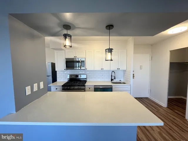 $1,550 | 1204 Barclay Towers Cherry Hill, Cherry Hill, NJ 08034