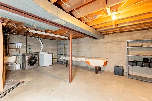 $379,900 | N7543 State Park Drive, Whitewater, WI 53190