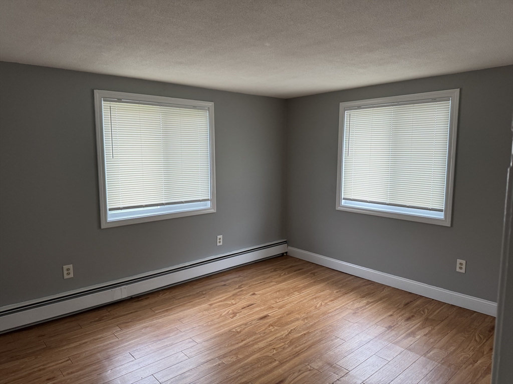 19 Beckford Street, Unit 9 Beverly, MA 01915 - Photo 4 of 9