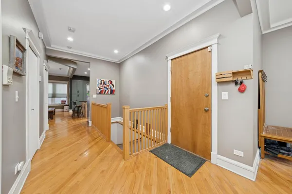 $535,000 | 6743 North Sheridan Road, Unit 1N, Chicago, IL 60626