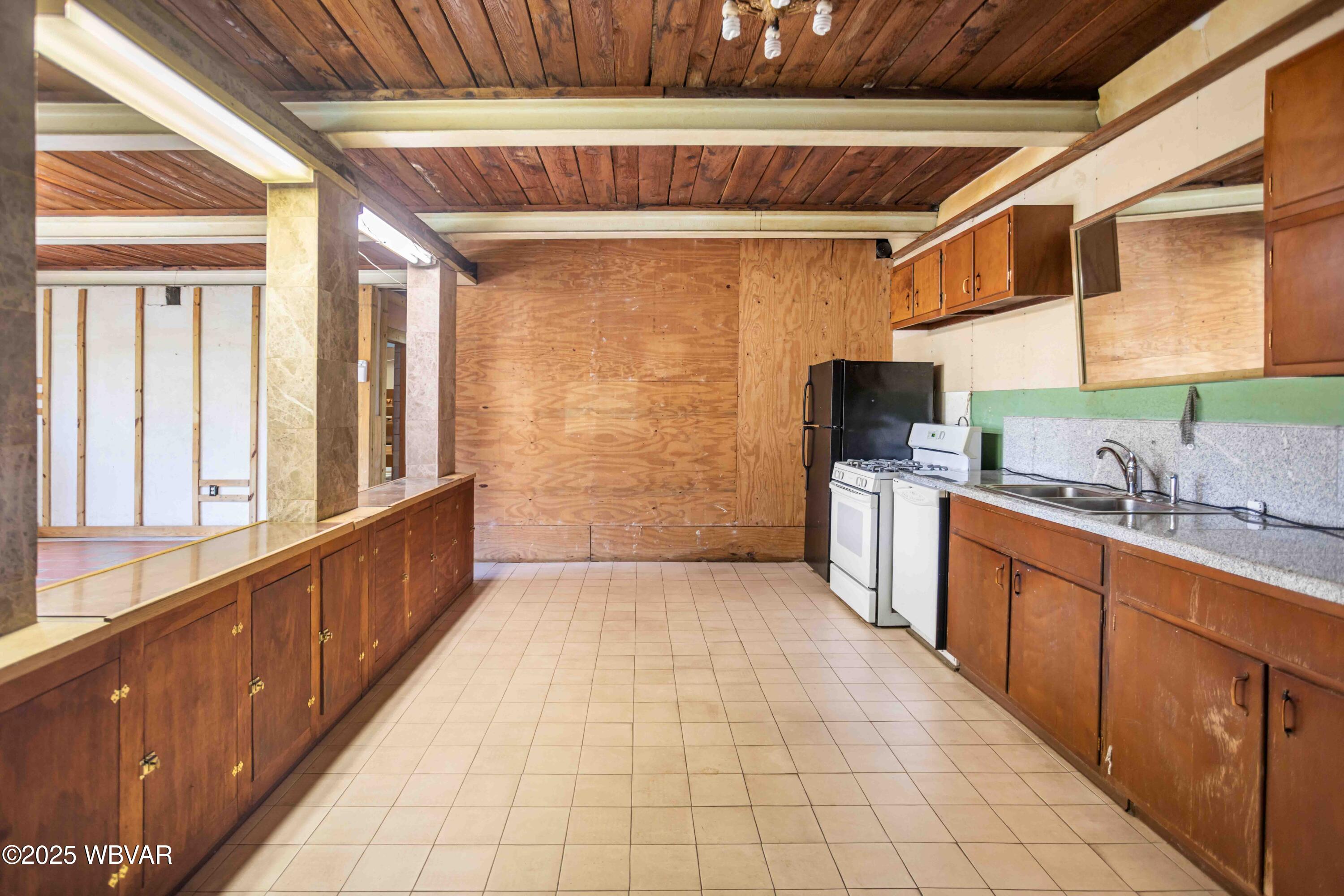 8269 Coryland Road Gillett, PA 16925 - Photo 9 of 63 CD6A5551
