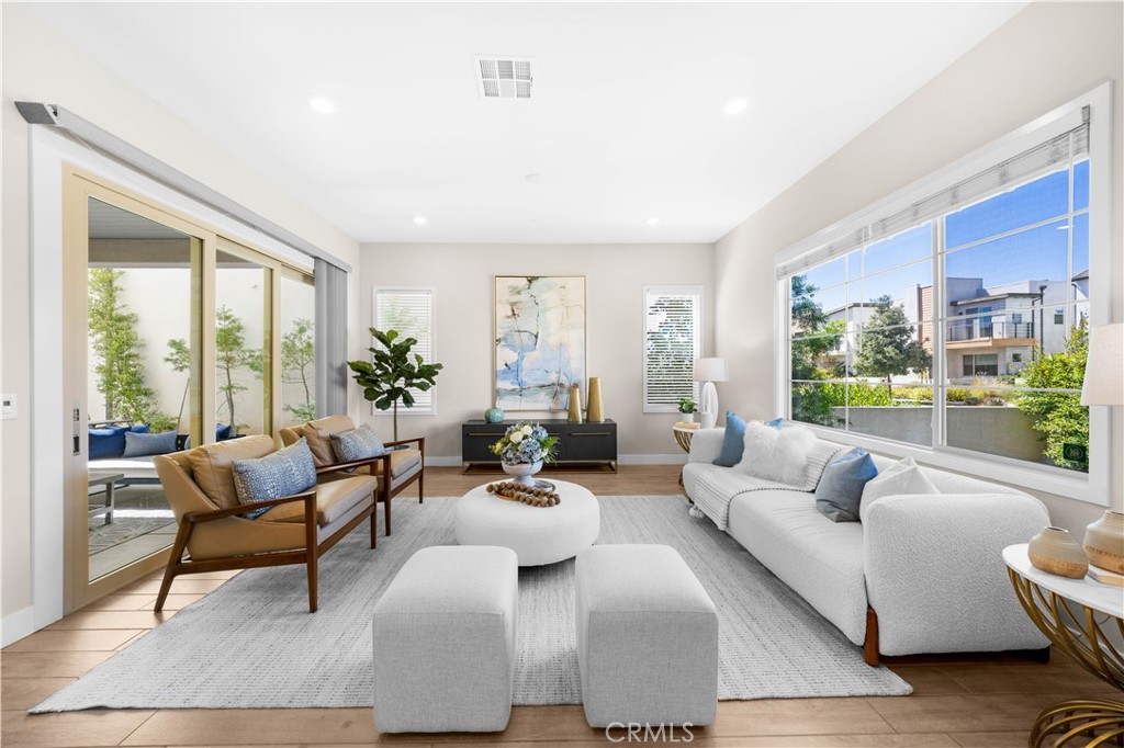 164 Scale Irvine, CA 92618 - Photo 1 of 1