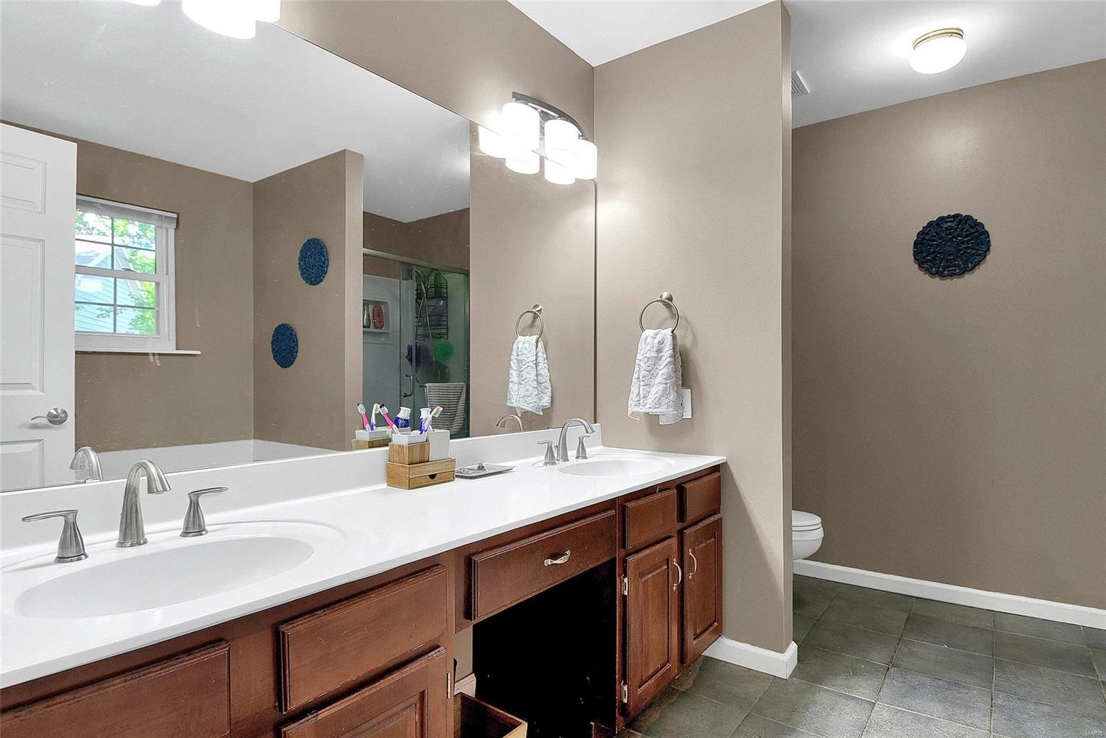 527 East Jackson Road St. Louis, MO 63119 - Photo 18 of 40 Gallery Image 18