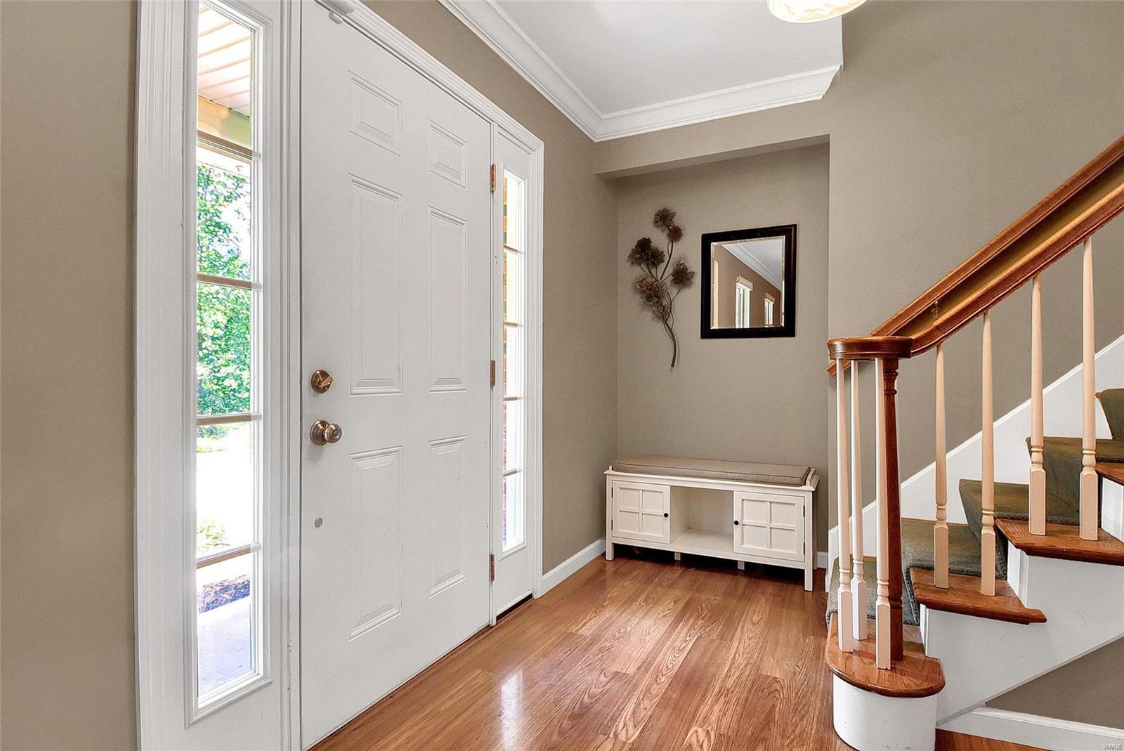 527 East Jackson Road St. Louis, MO 63119 - Photo 3 of 40 Gallery Image 3