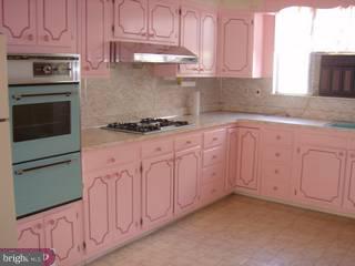 931 Tasker Street Philadelphia, PA 19148 - Photo 2 of 6 Gallery Image 2