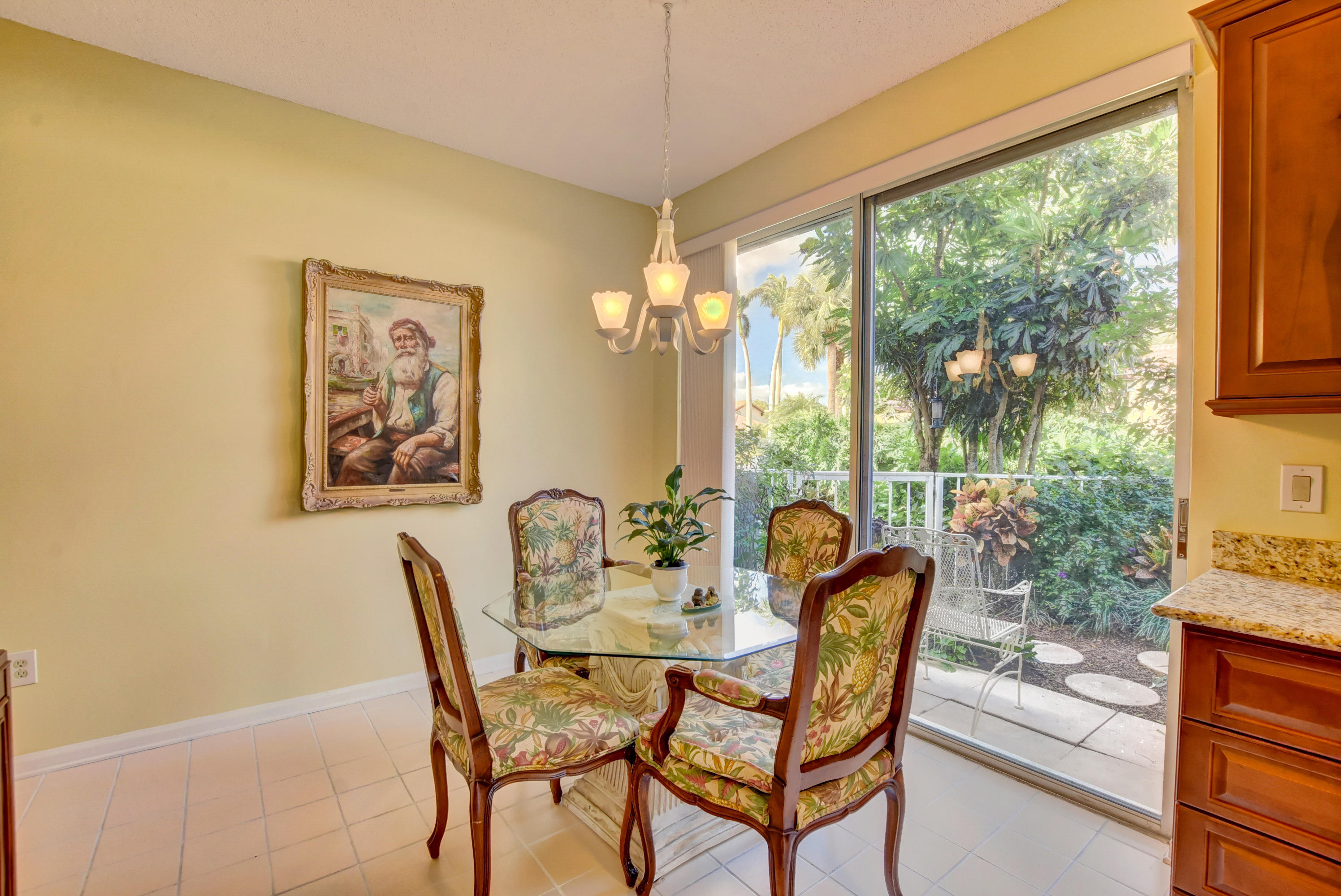 22590 Esplanada Drive Boca Raton, FL 33433 - Photo 12 of 39 breakfast area