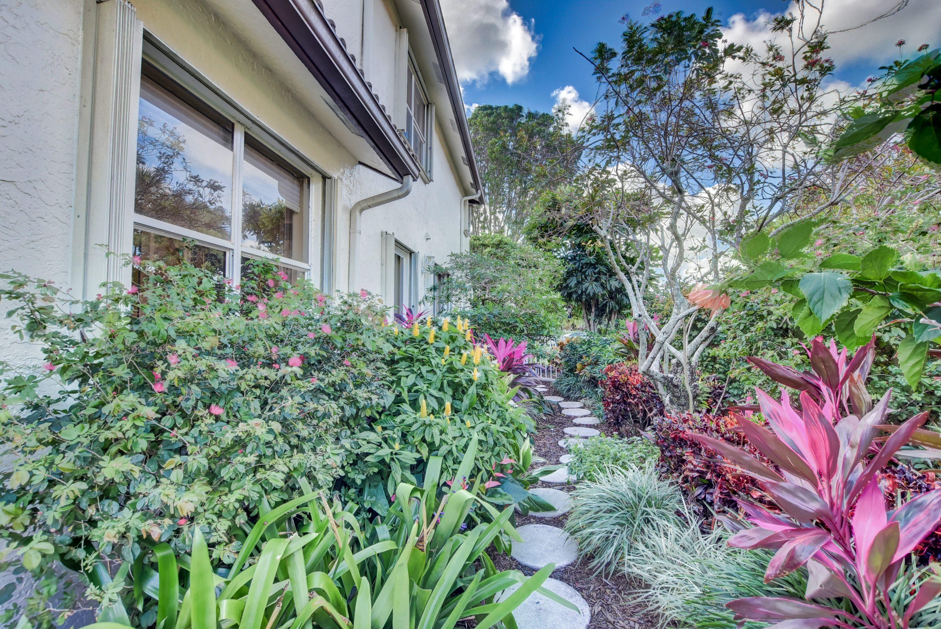 22590 Esplanada Drive Boca Raton, FL 33433 - Photo 37 of 39 garden view