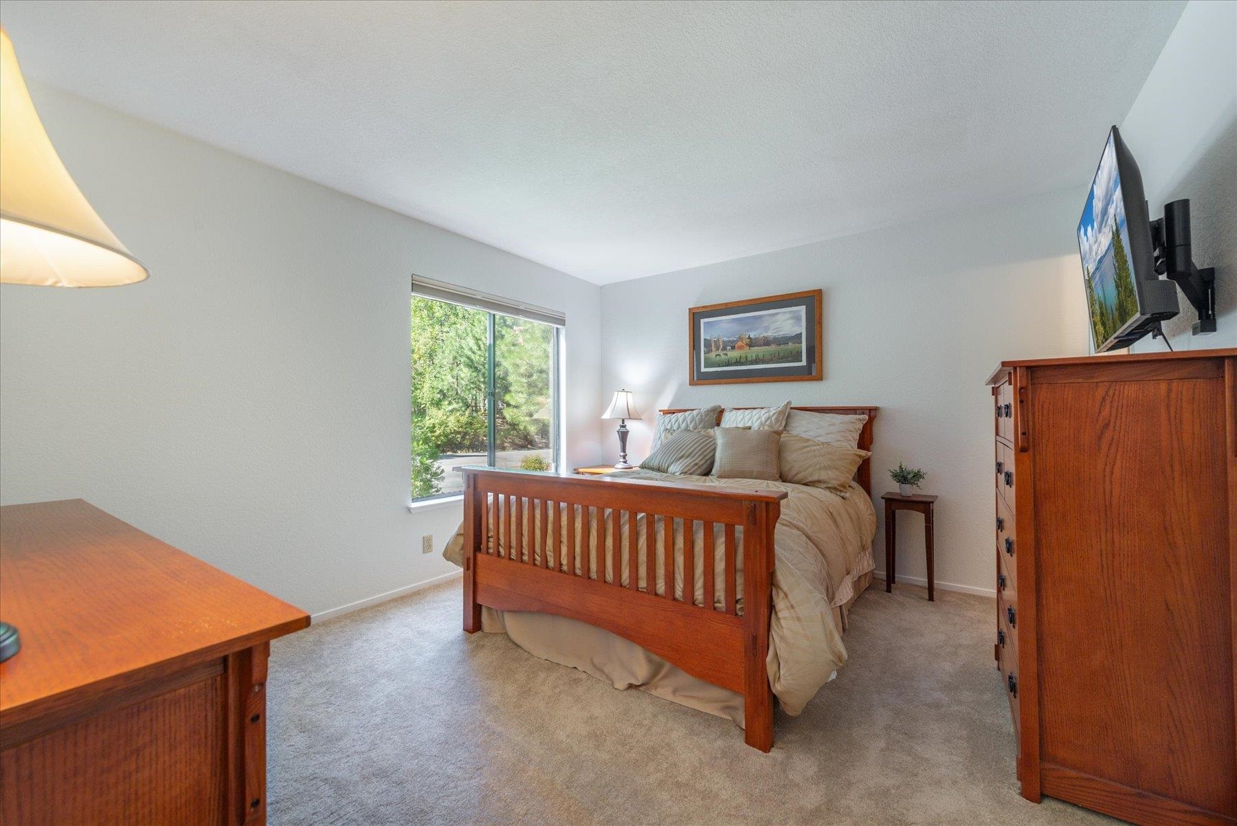 10248 Pine Cone Road Truckee, CA 96161 - Photo 14 of 24 Gallery Image 14