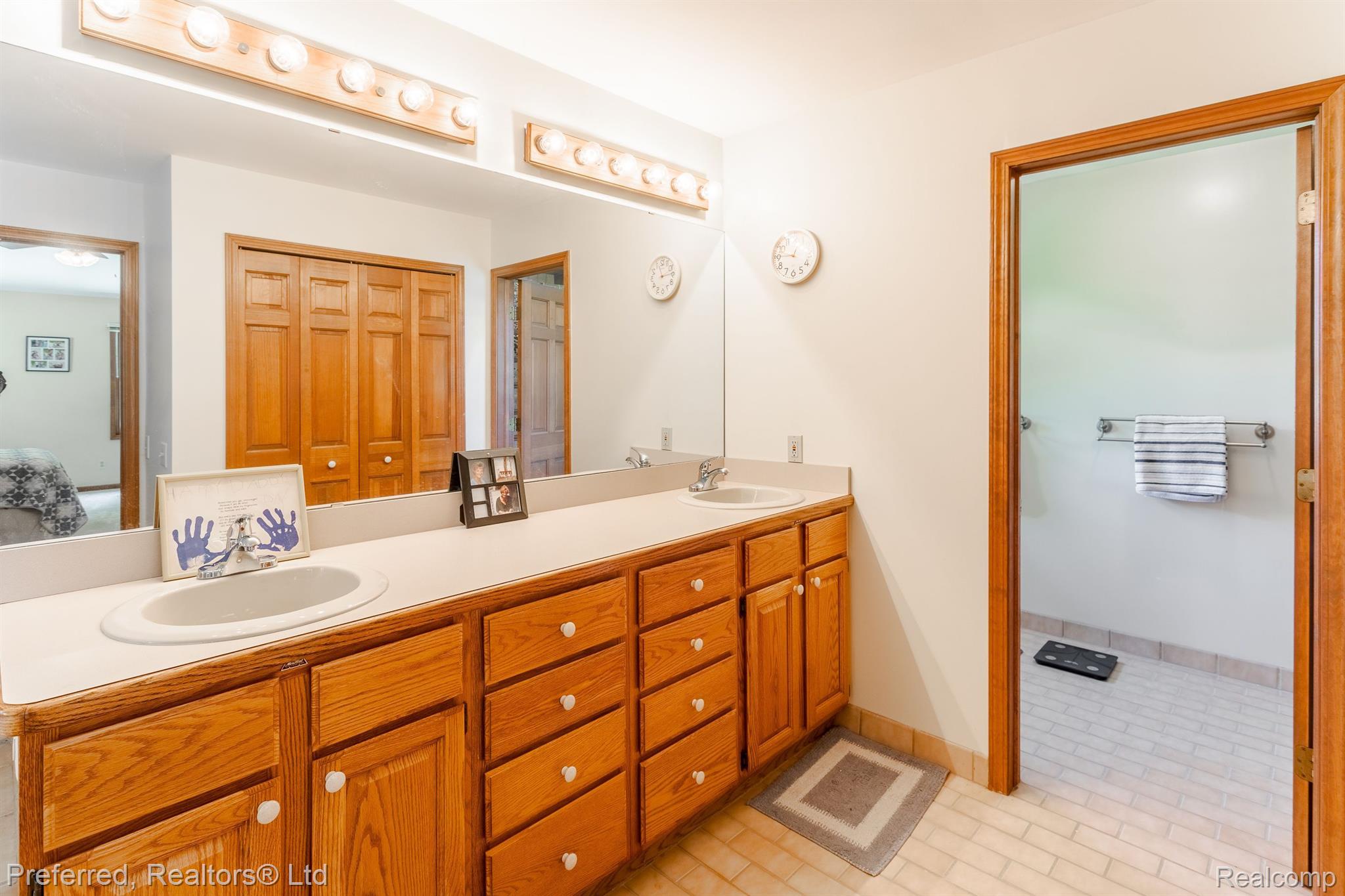50650 Hanford Road Canton, MI 48187 - Photo 38 of 55 Gallery Image 38