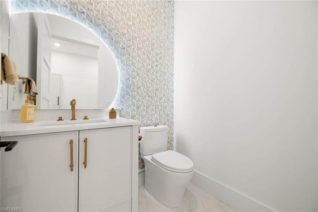 565 Whispering Pine Lane Naples, FL 34103 - Photo 26 of 43