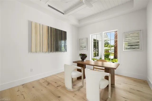 $5,900,000 | 565 Whispering Pine Lane, Naples, FL 34103