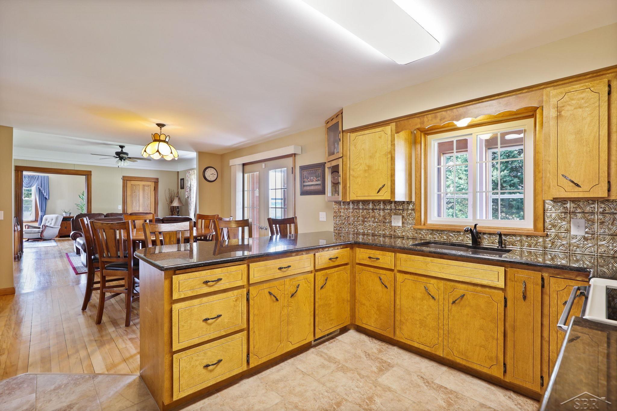 6811 Hess Road Saginaw, MI 48601 - Photo 21 of 59 50108697-20.JPG