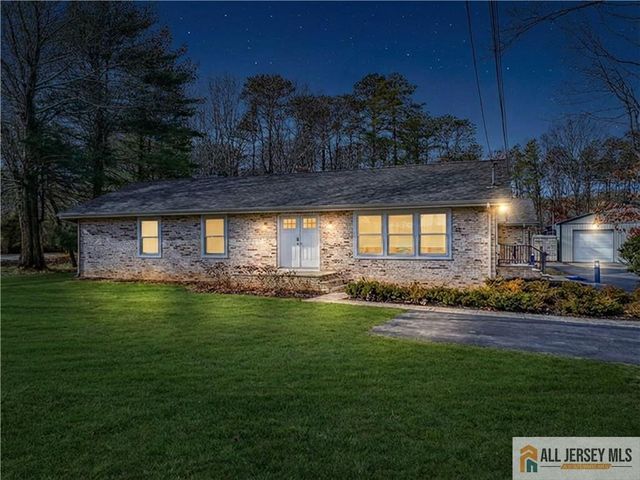 $1,250,000 | 176 Old Forge Road, Monroe Township, NJ 08831