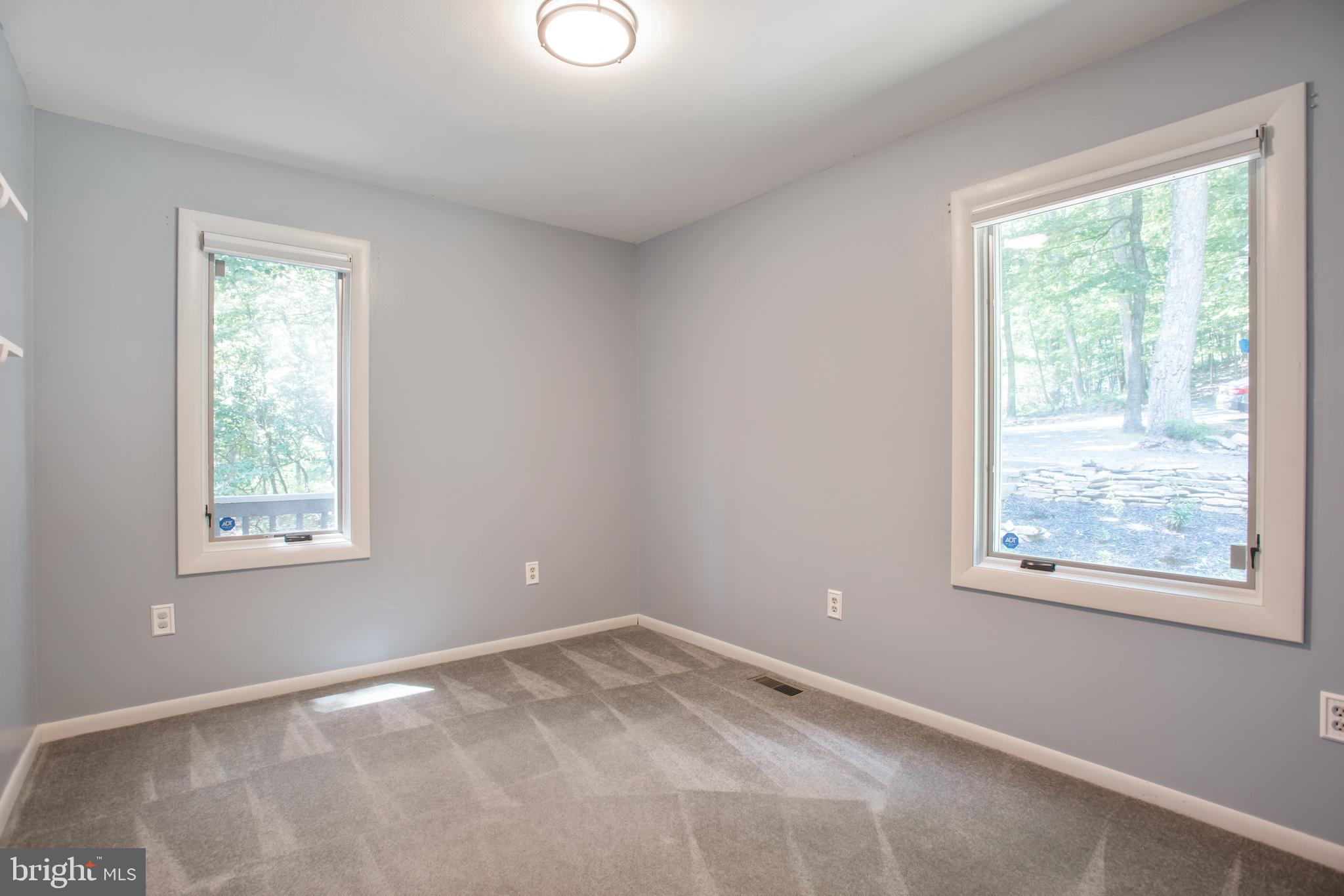 1619 Summit Drive Haymarket, VA 20169 - Photo 25 of 50