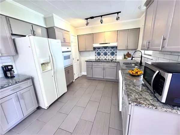 $2,150 | 4312 Tartan Drive, Metairie, LA 70003