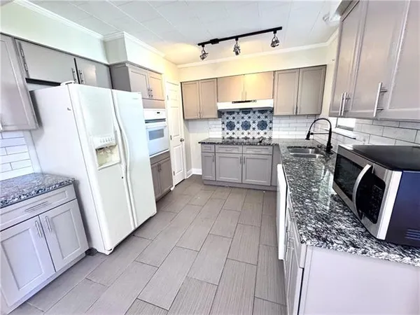 $2,150 | 4312 Tartan Drive, Metairie, LA 70003