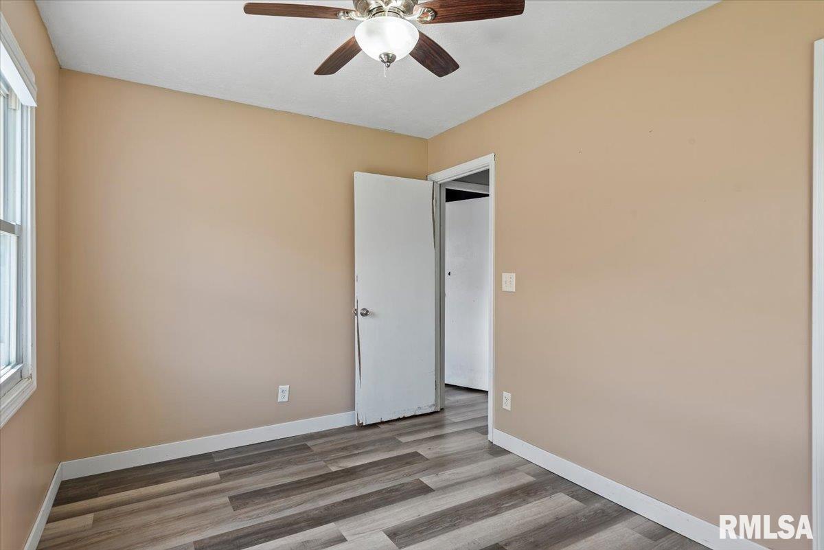 3515 Ivanhoe Drive Springfield, IL 62703 - Photo 20 of 22