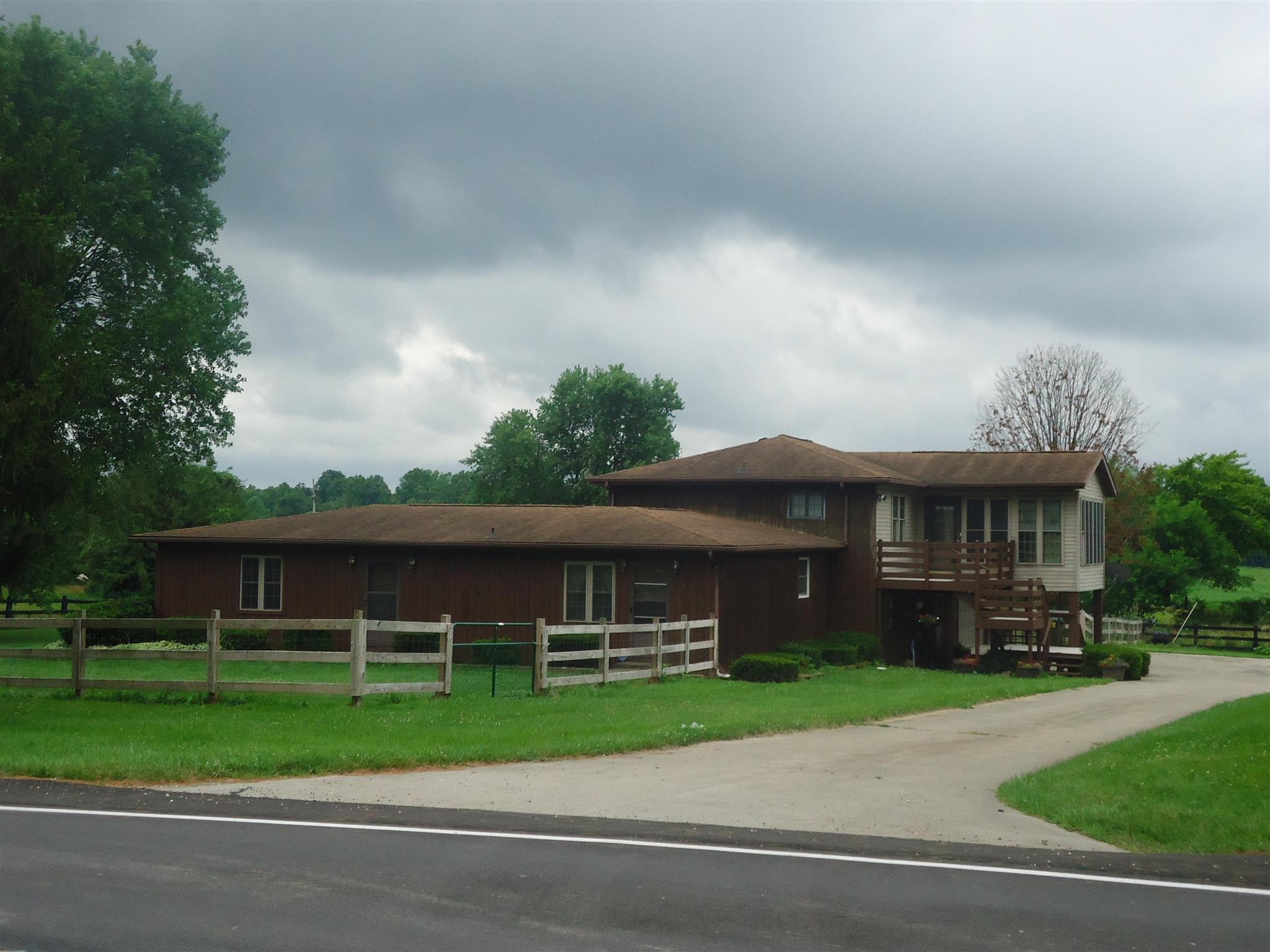 4338 Williams Road Bedford, IN 47421 - Photo 2 of 36