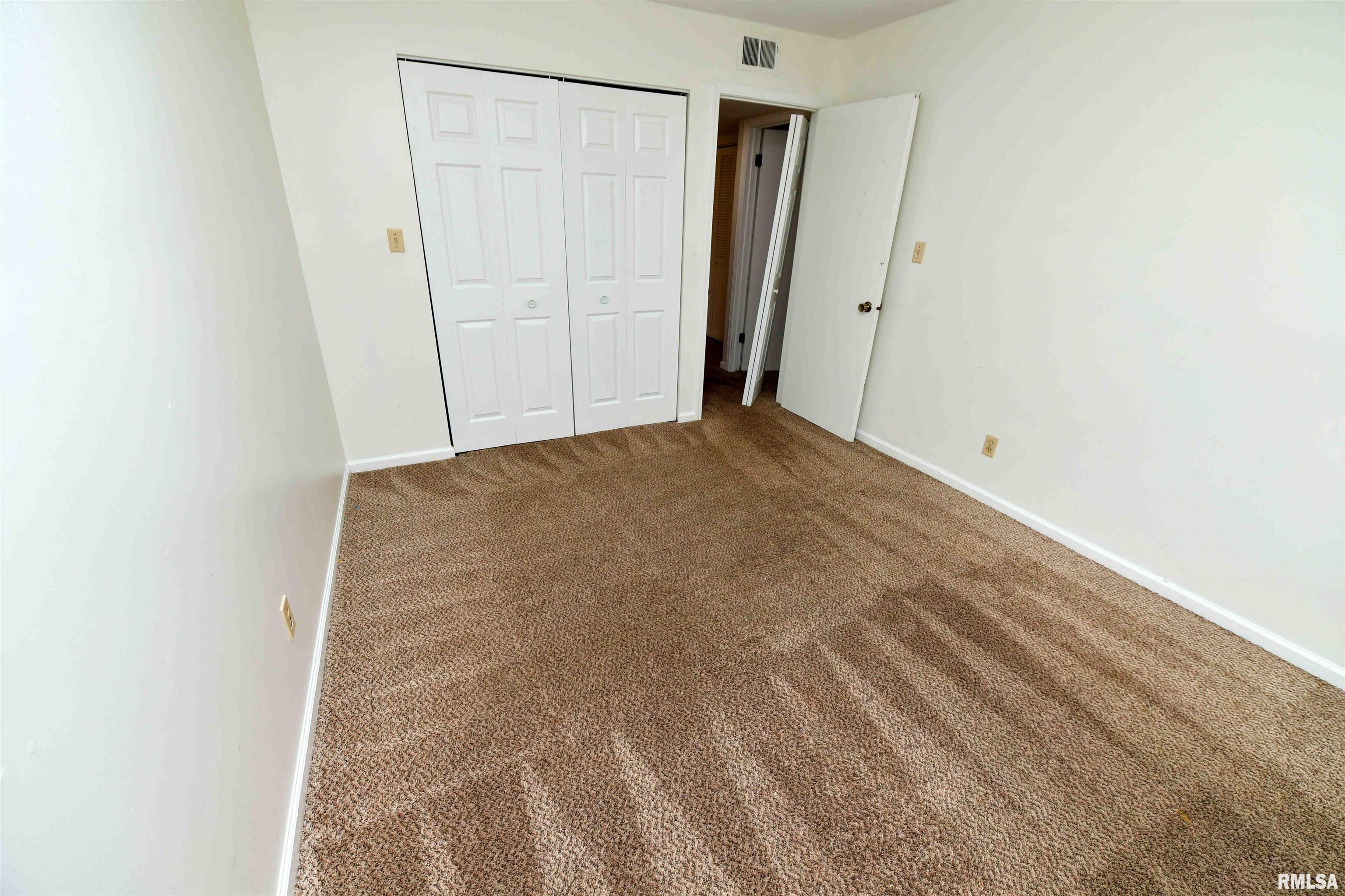 5734 Autumn Ridge Court Peoria, IL 61615 - Photo 25 of 38 Gallery Image 25