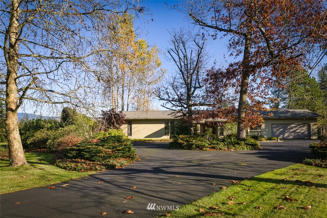 6010 Noon Road Everson, WA 98247 - Photo 3 of 23